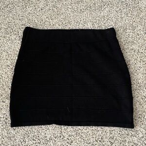 Black ribbed stretchy skirt